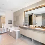 Belle Avec Piscine Villa Vallauris